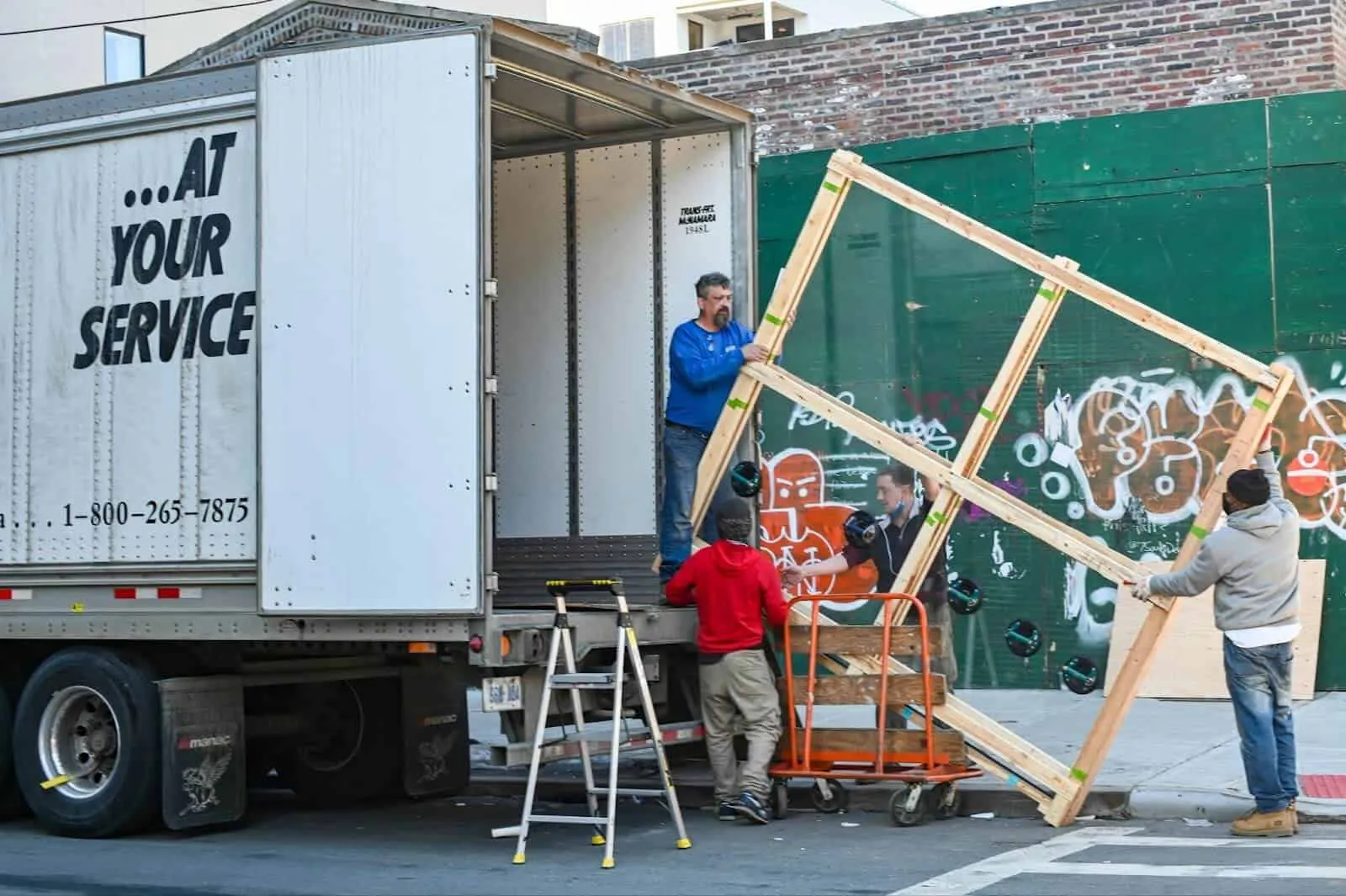 The Ultimate Guide for Loading and Unloading