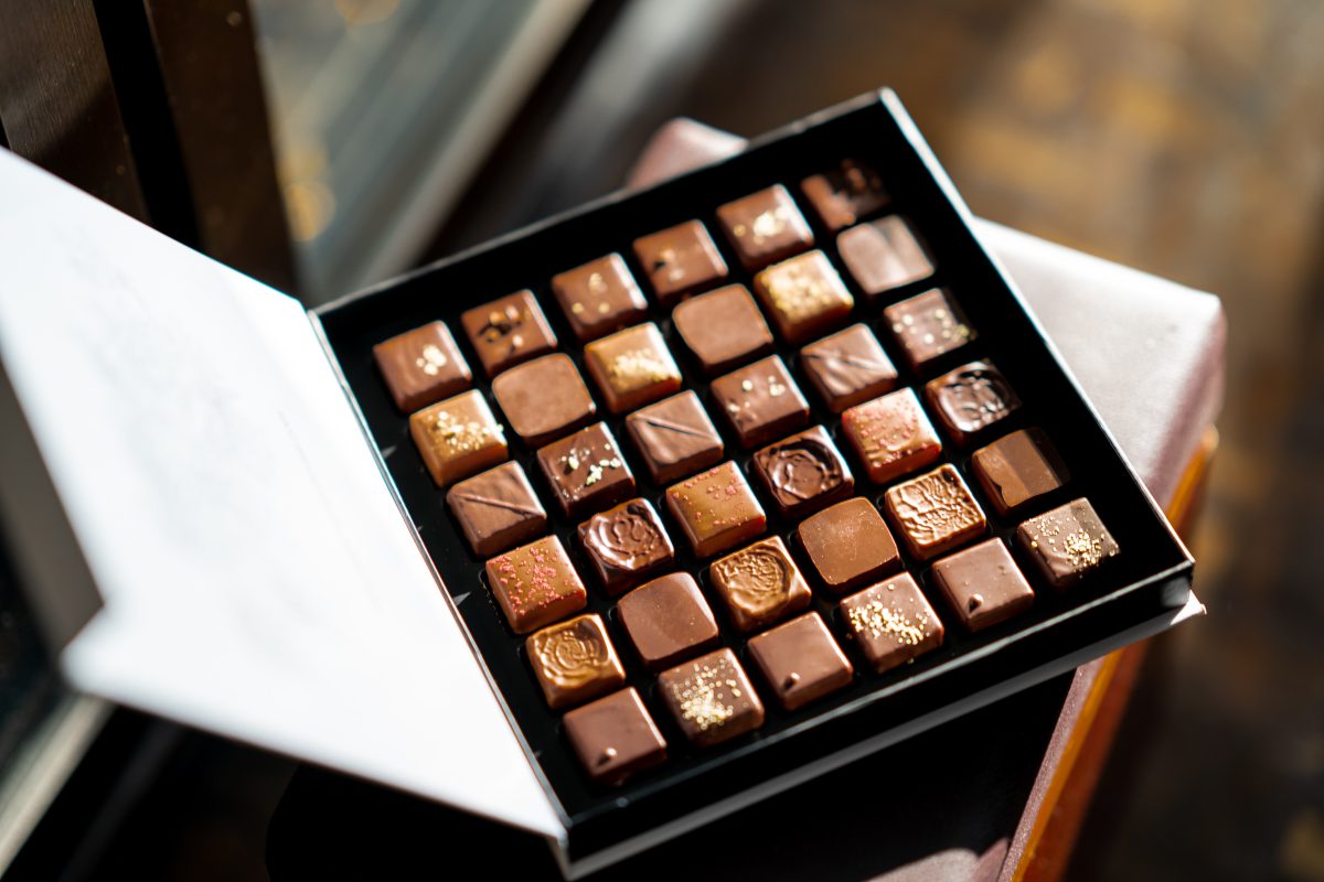 boite de chocolats carrés